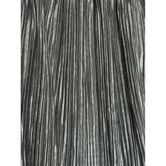 Victoria's Secret Silver Shimmer Pleated Booty PJ Shorts Sparkly Women's Size‎ M - Picture 6 of 9